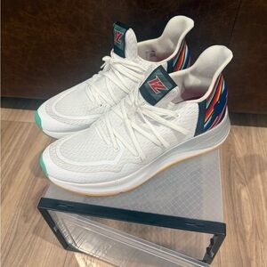 Limited Edition: New Balance Cypher